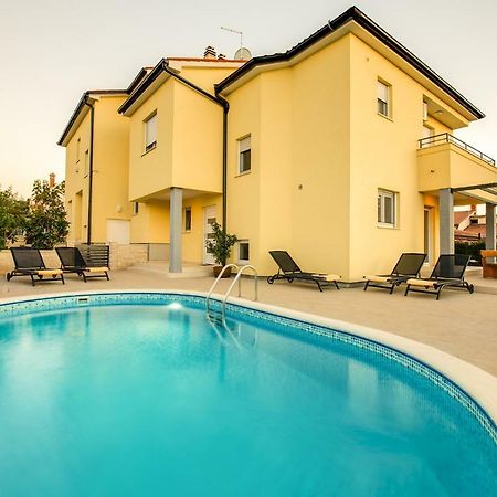 Villa Cera Пула Экстерьер фото
