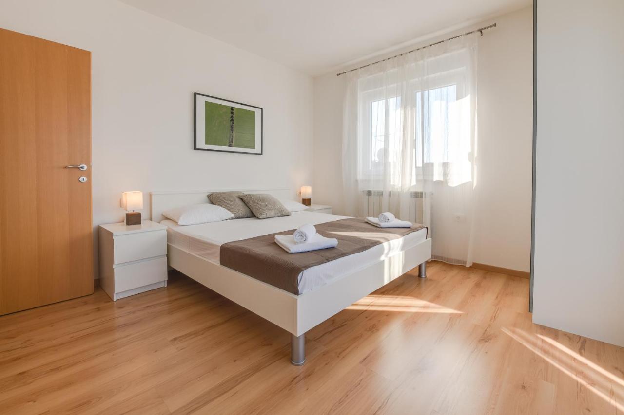 Villa Cera Пула Экстерьер фото